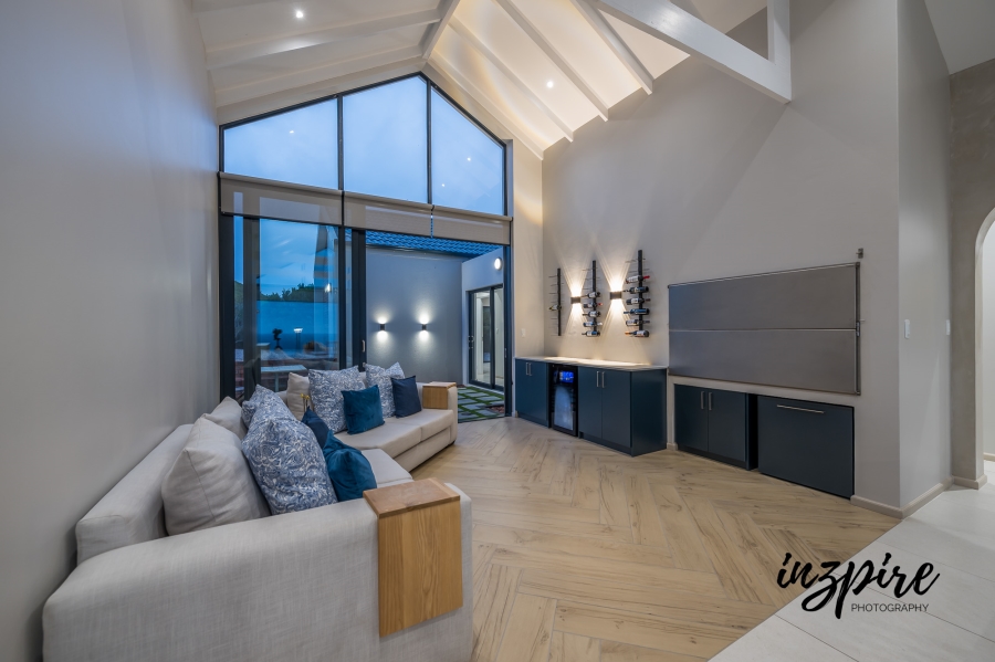 3 Bedroom Property for Sale in Village On Sea Western Cape